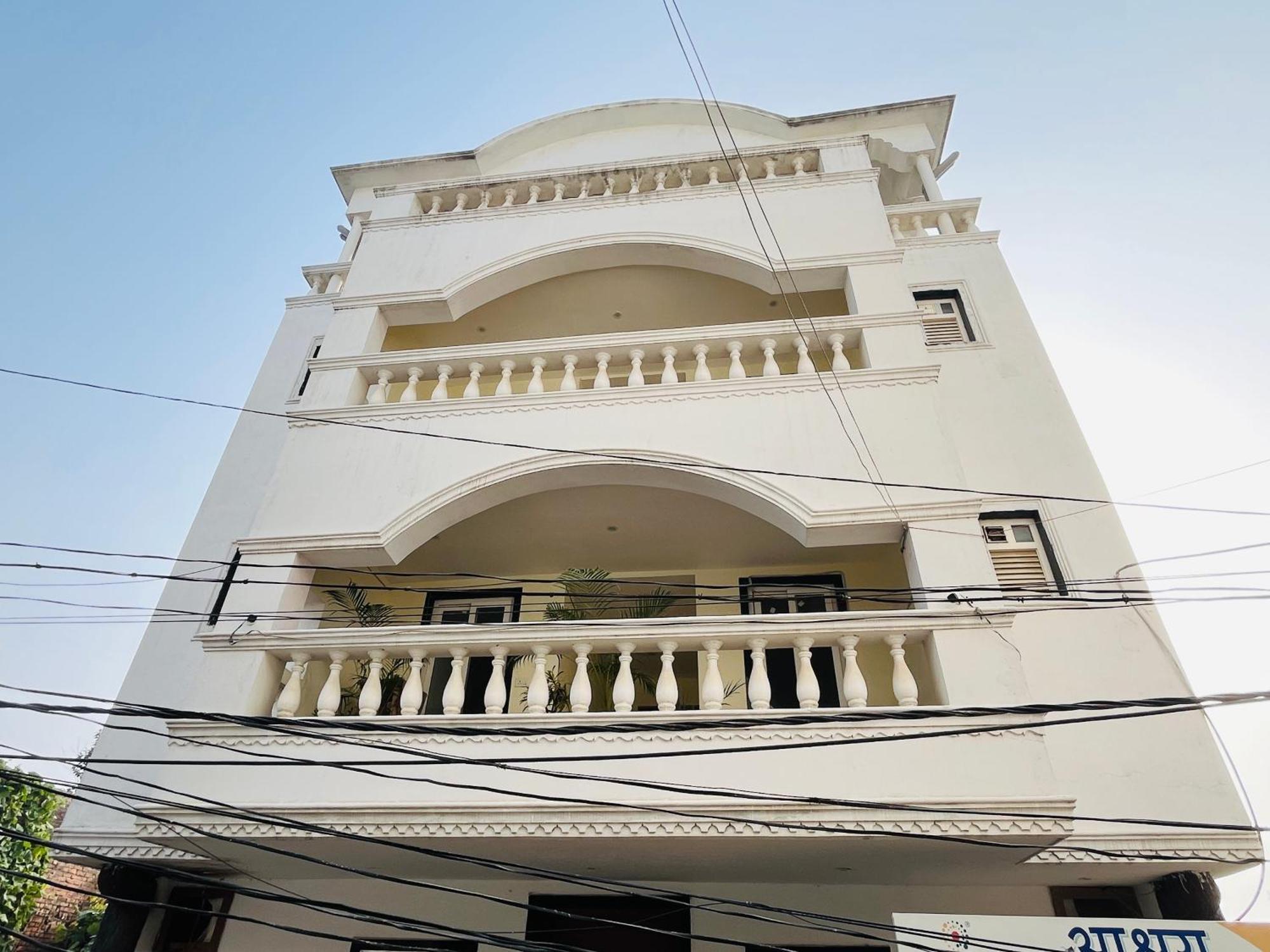 Hare Krishna Homes Jhalwa Аллахабад Екстер'єр фото